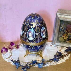 Limoges, China Porcelain Egg Shaped Trinket Box with Portraits
